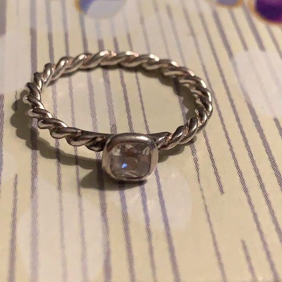 925 Silver Ring - Picture 6 of 7